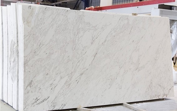 volakas-white-marble-slabs-tiles-polished-marble-flooring-tiles-walling-tiles-p450031-1b