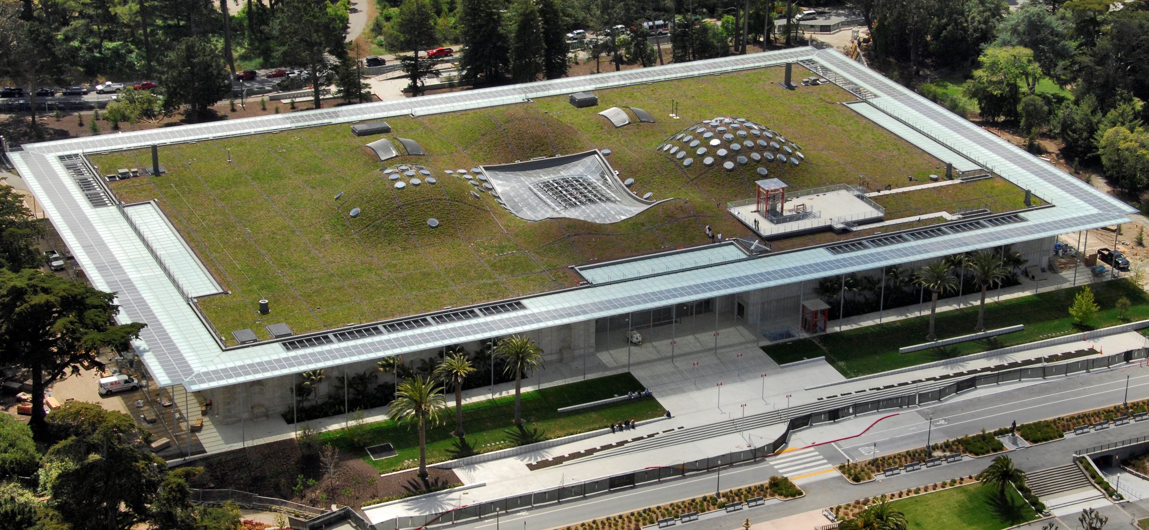 カリフォルニア科学アカデミー新館（California Academy of Sciences）