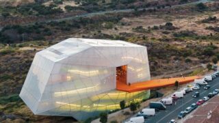 プラセンシアの講堂と会議場(Conference Centre and Auditorium in Plasencia)