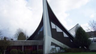 ディートリッヒ　ボンヘッファー教会（Dietrich-Bonhoeffer-Gemeindezentrum）