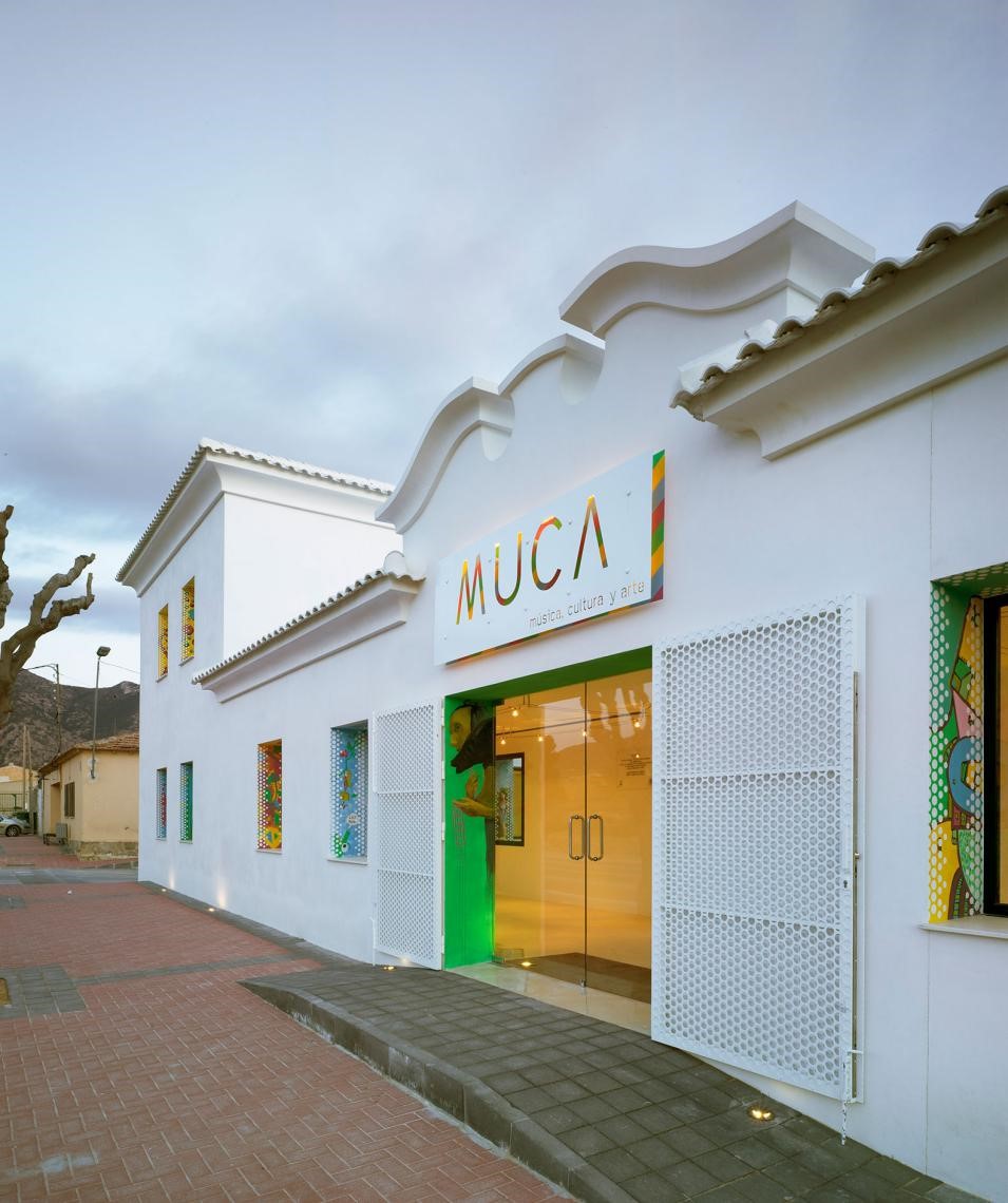 MUCA　アルゲーニャの音楽と講堂の家（Casa de la Música MUCA）