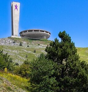 ブズルジャ記念碑(Buzludzha monumentt)